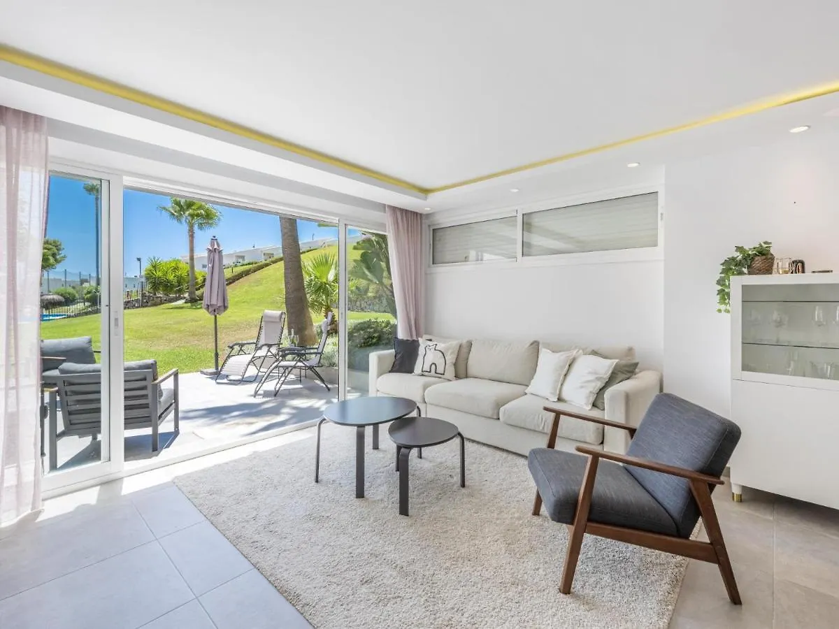 Azahara1 Beautiful Apartment Frontline Golf Marbella