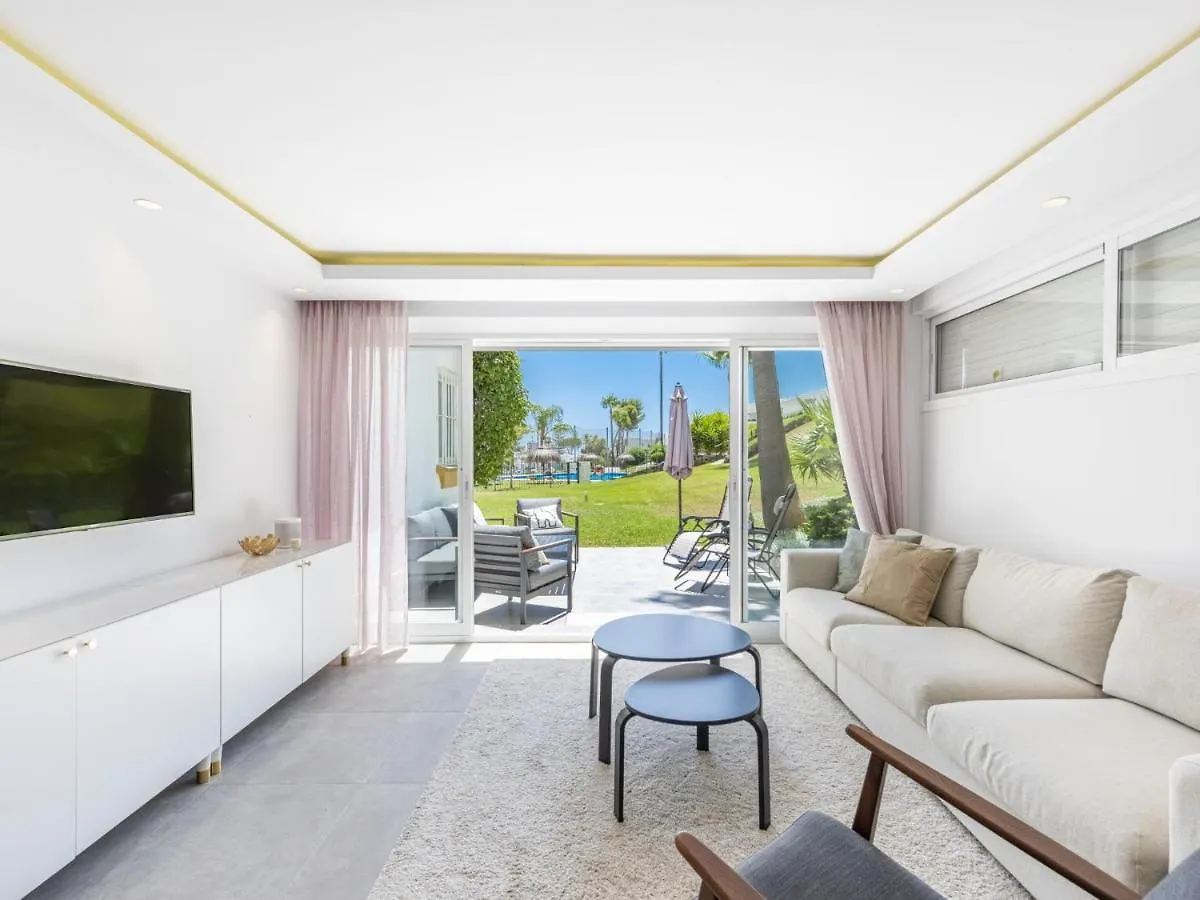 Azahara1 Beautiful Apartment Frontline Golf Marbella